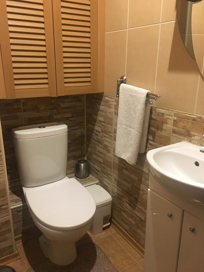 Hotel Service Predslava On Antonovicha Street Kiev Esterno foto